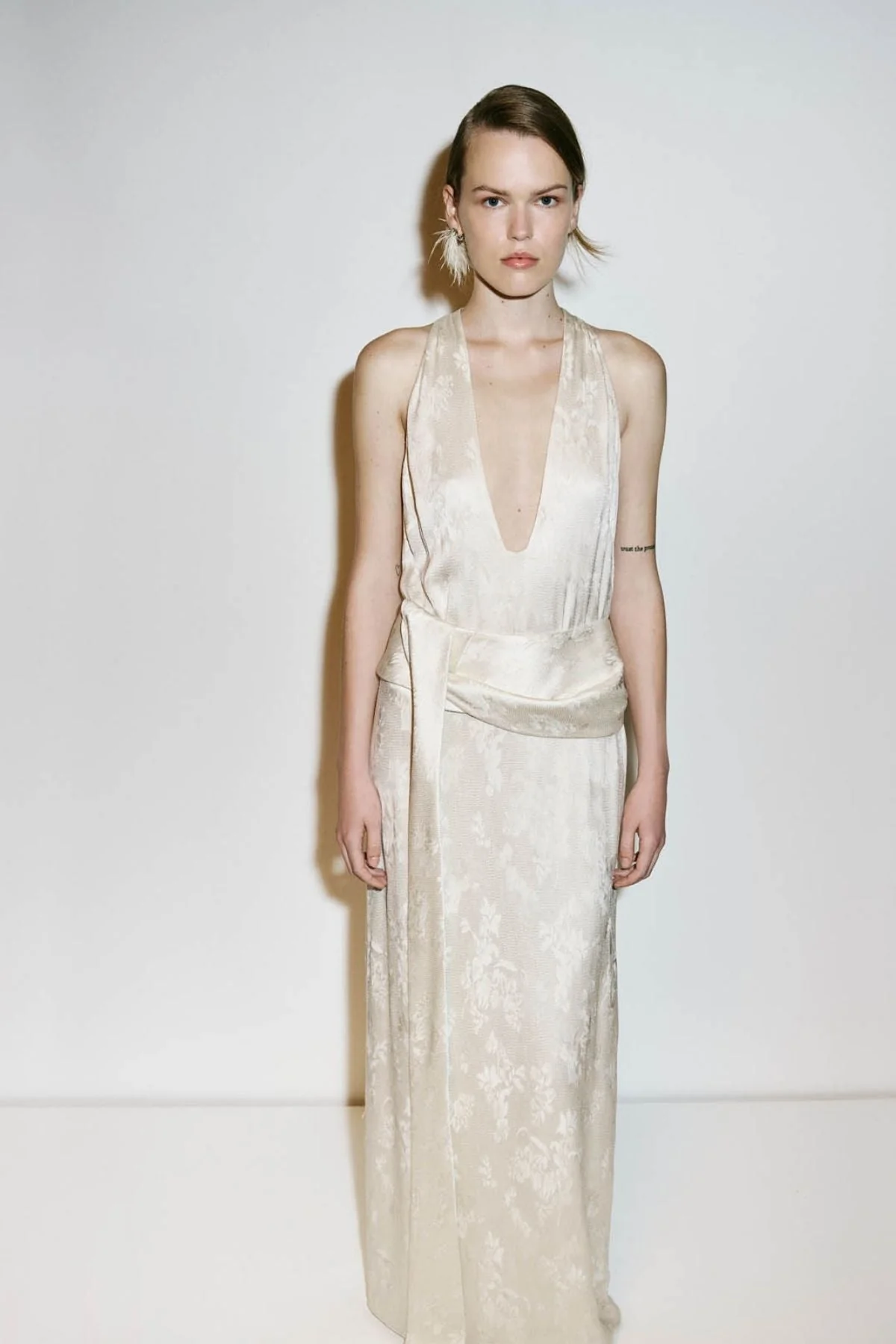 Avis Maxi Dress - Image 4