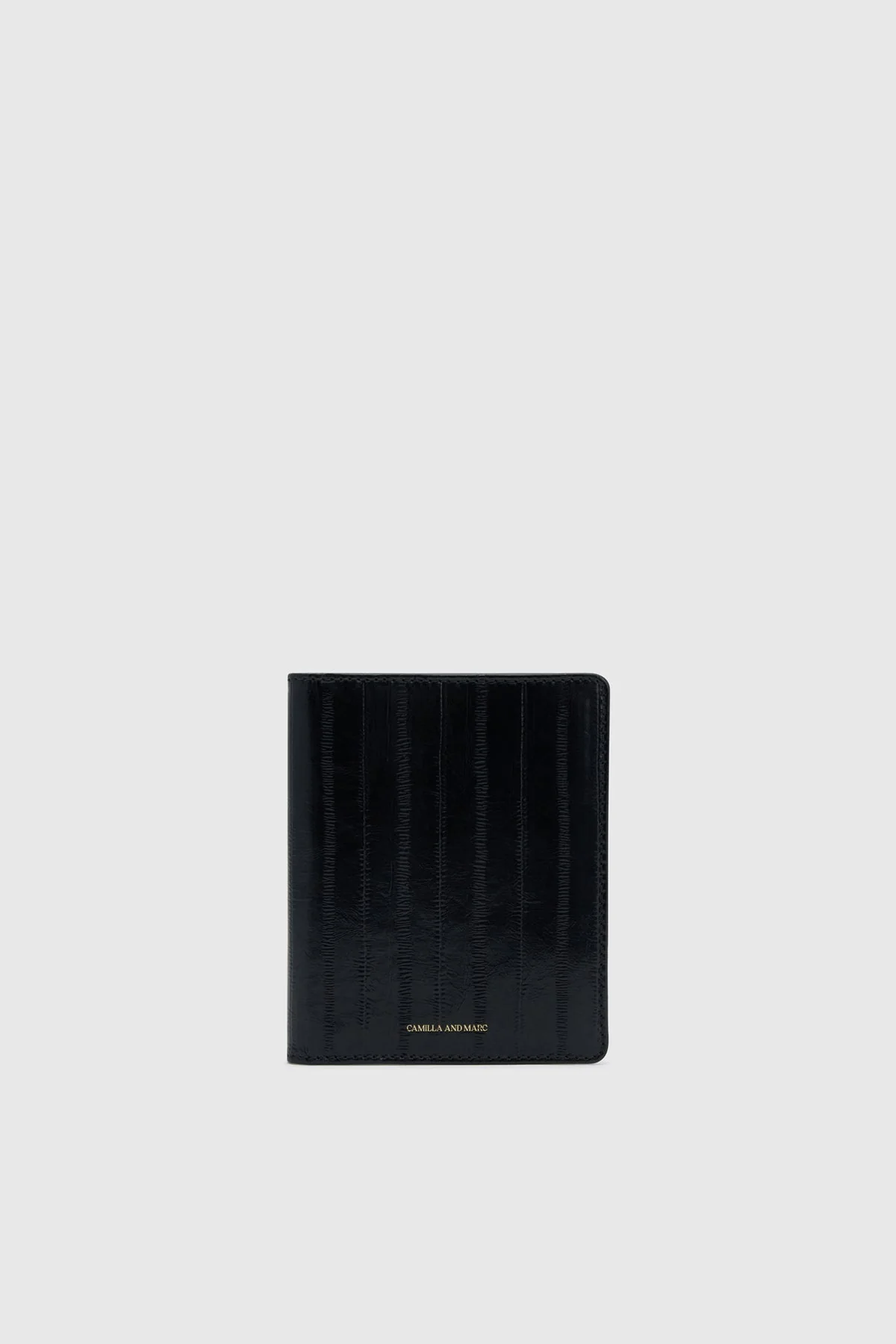 Mette Passport Wallet